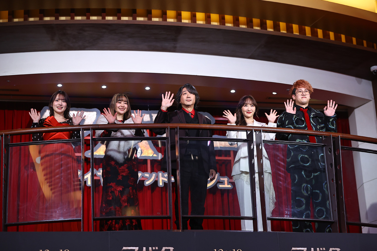 島崎遥香、チョコプラ、内田真礼ら20人映画『アバター』ファイヤーカーペット闊歩9