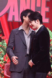 竹内涼真 町田啓太と信頼のハグ！『10DANCE』撮影前にした絶望や楽しかった部分とは？1