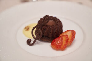 「新機動戦記ガンダムW 30周年記念ディナーショー」初開催!緑川光らキャスト集結7