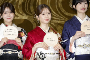 乃木坂46 五百城茉央、奥田いろは、菅原咲月、愛宕心響、瀬戸口心月 成人式で絵馬にしたためたこと?11