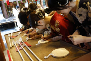 乃木坂46 五百城茉央、奥田いろは、菅原咲月、愛宕心響、瀬戸口心月 成人式で絵馬にしたためたこと?17