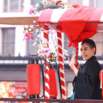 翼和希、オール阪神・巨人、円井わん、福娘ら大阪・ミナミで『宝恵駕行列』 新春賑やかに彩る