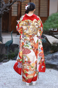 NMB48・板垣心和、中川朋香、西由真、福野杏実、福原琴美 成人式で艶やか振袖10