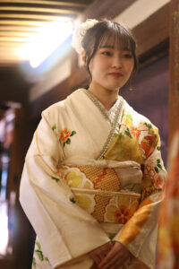 NMB48・板垣心和、中川朋香、西由真、福野杏実、福原琴美 成人式で艶やか振袖1