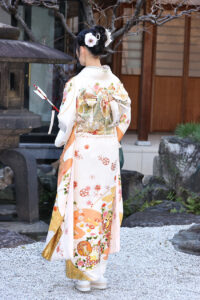 NMB48・板垣心和、中川朋香、西由真、福野杏実、福原琴美 成人式で艶やか振袖4