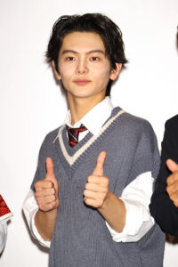 齋藤潤 おでこ見せ姿や寺西拓人とサウナ&牡蠣約束!「色気を身につけられるように」13