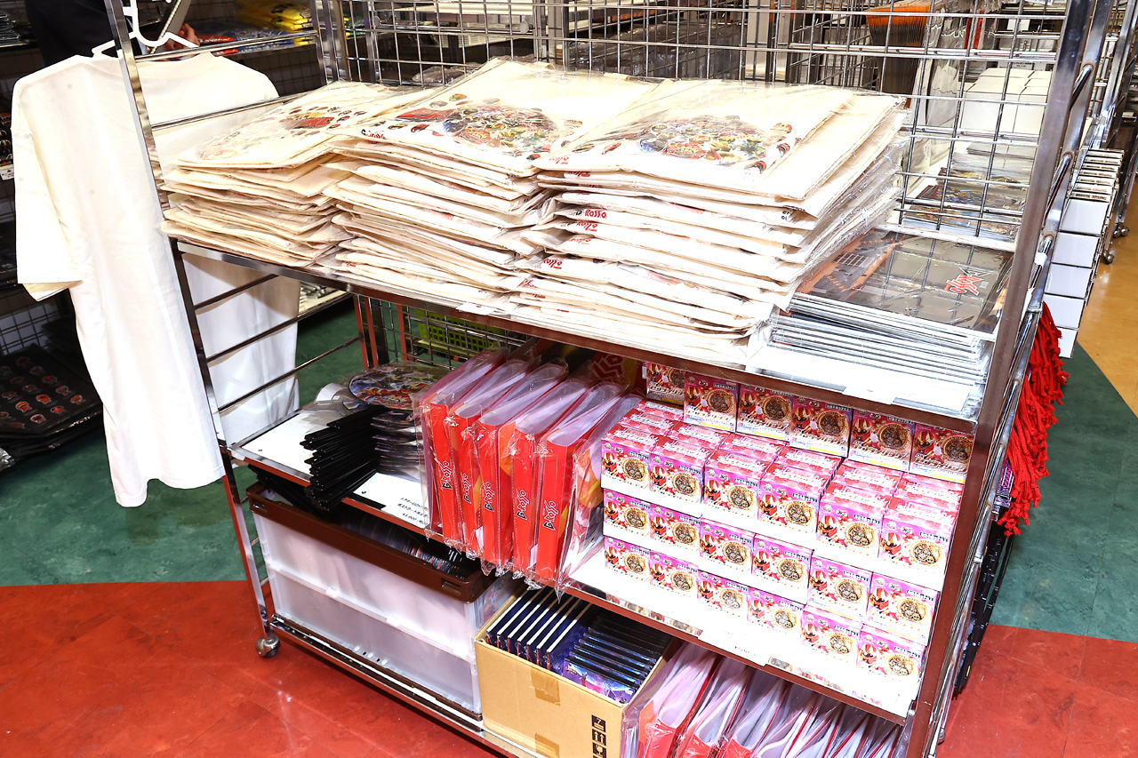 『ナンバーワン戦隊ゴジュウジャーポップアップショップ』Gロッソ限定アイテムなど公開4