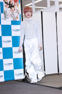 リアルピース2nd写真集『Piece by Piece』会見で5人でわちゃわちゃ！出来に150点台な理由5