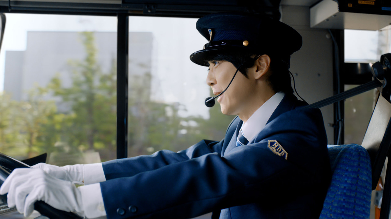 梶裕貴バス運転手制服姿!再びのマクドナルドCM登場で「とても光栄です」1