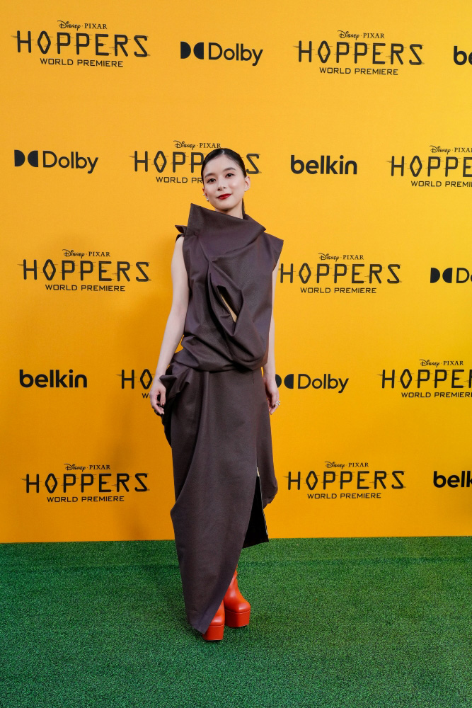 芳根京子 米ロサンゼルス劇場で『私がビーバーになる時』ワールドプレミア!感極まり涙7