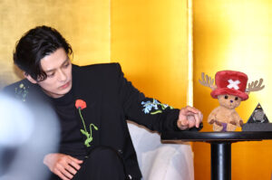 「ONE PIECE」“麦わらの一味”5人お茶目さ爆発会見！ルフィ役イニャキ・ゴドイ「ワタシノトモダチハミナスゴイ！」6