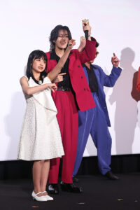 中本悠太“アニキ”小沢仁志と手繋ぎ降壇！「なんで俺を見るんだ！」に“弟”キャラ全開7