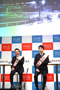 かまいたち園田競馬＆姫路競馬の兵庫県競馬ブランドアンバサダー就任！“か馬いたち”改名ノリノリ4