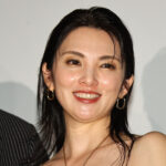 田中麗奈“不倫”発見の形相に共演陣「怖い」と戦々恐々！『黄金泥棒』サプライズ手紙に涙