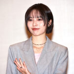 秋田汐梨 役作りで髪30センチ以上バッサリ！池田匡志らとドラマ『share』赤城神社で大ヒット祈願