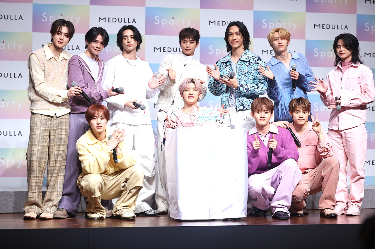 INI・髙塚大夢サプライズバースデー「自分を磨き上げられたら」とニッコリ2