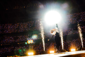 櫻坂46国立競技場での『5th YEAR ANNIVERSARY LIVE』DAY2 公式レポート公開！7万人による“光”37