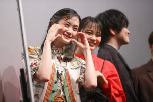 望月歩、林芽亜里、高尾颯斗、小泉萌香『Erica -エリカ-』完成披露試写！並びが意味深？2