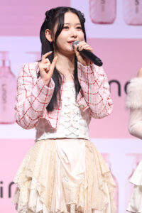 ME:I・RINON『Linon』起用に「運命」!メイクに2時間かけているメンバーの苦労話も31