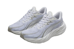 Snow Manが履いてるPUMA『VELOCITY NITRO 4』『DARTER PRO 2』とは？販売場所も7