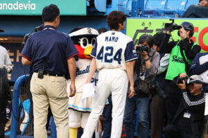 宮野真守 神宮球場の応援団に感動！ノーバン成功したからマリオジャンプだった？【囲み会見ほぼ全文】1