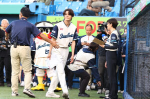 宮野真守 神宮球場の応援団に感動！ノーバン成功したからマリオジャンプだった？【囲み会見ほぼ全文】2