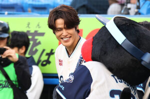 宮野真守 神宮球場の応援団に感動！ノーバン成功したからマリオジャンプだった？【囲み会見ほぼ全文】11