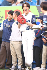 宮野真守 神宮球場の応援団に感動！ノーバン成功したからマリオジャンプだった？【囲み会見ほぼ全文】9