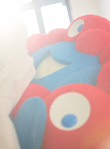 ミャクミャク「万博がおわっても、みんながずっと仲良くしてくれてとってもうれしいんだ」！写真集出した真意？10