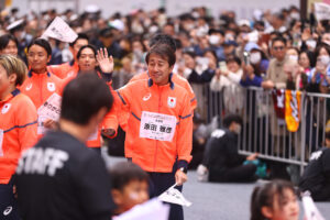 ミラノ五輪感謝パレード 髙梨沙羅選手「直接感謝を伝えることができました」や堀島行真選手ら3