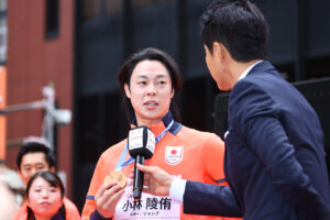 ミラノ五輪感謝パレード 髙梨沙羅選手「直接感謝を伝えることができました」や堀島行真選手ら11