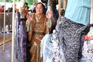 松平健 八景島シーパラダイス“降臨”で「上様」フィーバー！「晴れさせ契約」驚きの報酬？18