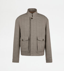 渡辺翔太トッズのポップアップイベントで着用したコーデ詳細解説1