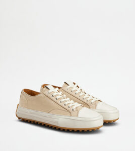 渡辺翔太トッズのポップアップイベントで着用したコーデ詳細解説2