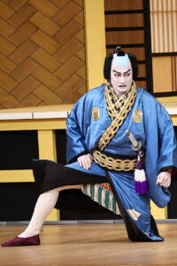 『御名残五月大歌舞伎』源平布引滝「義賢最期」片岡愛之助“戸板倒し”や仁王立ちからの“仏倒れ”5