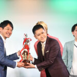 ドンデコルテ優勝！よしもと漫才劇場×オタフクソース「第一回 コナ-１グランプリ」