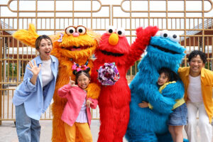 USJ『THANKS LOVE MONTH 2026』開幕!大阪・関西万博披露の『ギフト・オブ・サンクス』パワーアップした部分は?16