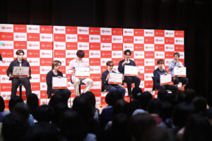 宇野昌磨、鍵山優真らコラントッテ契約選手7人勢揃い！あいみょんとのコラボ夢見る選手も16