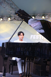 『日比谷ライブパフォーマンスアワード』グランプリは“四腕”ＯＮ氏！9組が火花25