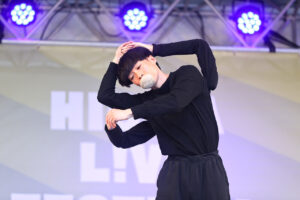 『日比谷ライブパフォーマンスアワード』グランプリは“四腕”ＯＮ氏！9組が火花50