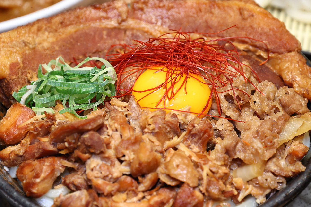 はなまるうどん 赤坂 肉店(赤坂一ツ木通り店)オープン!『爆担々』はじめ1Kgメニュー続々6