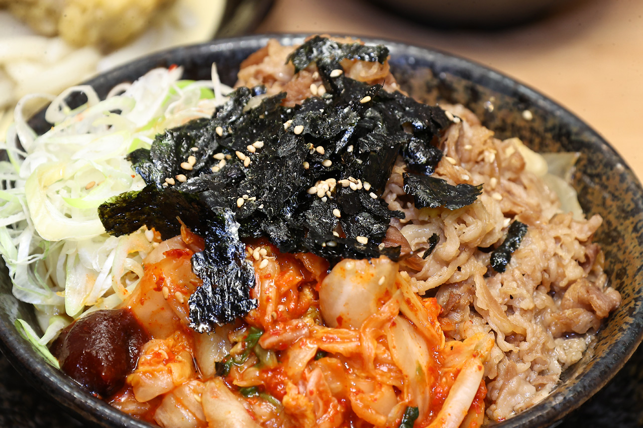 はなまるうどん 赤坂 肉店(赤坂一ツ木通り店)オープン!『爆担々』はじめ1Kgメニュー続々9