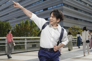 岡田准一TOKIO替え歌にあわせてマクドナルドにダンスで入店!「踊りはパッション」7