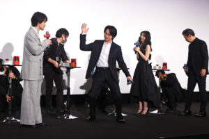 中村倫也“ムロツヨシ”出題前に正解で場内騒然！「No more 映画泥棒」ポーズから真摯さまで変幻自在4