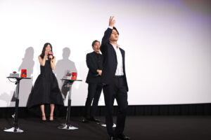中村倫也“ムロツヨシ”出題前に正解で場内騒然！「No more 映画泥棒」ポーズから真摯さまで変幻自在9