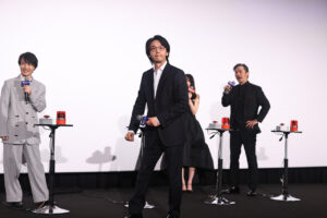 中村倫也“ムロツヨシ”出題前に正解で場内騒然！「No more 映画泥棒」ポーズから真摯さまで変幻自在16