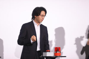 中村倫也“ムロツヨシ”出題前に正解で場内騒然！「No more 映画泥棒」ポーズから真摯さまで変幻自在19