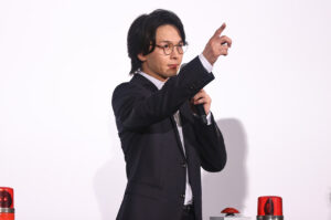 中村倫也“ムロツヨシ”出題前に正解で場内騒然！「No more 映画泥棒」ポーズから真摯さまで変幻自在21