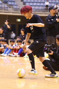 金城碧海 JI BLUEは「熱くなるようなアンバサダーに」！4v4“監督”あらわる？29