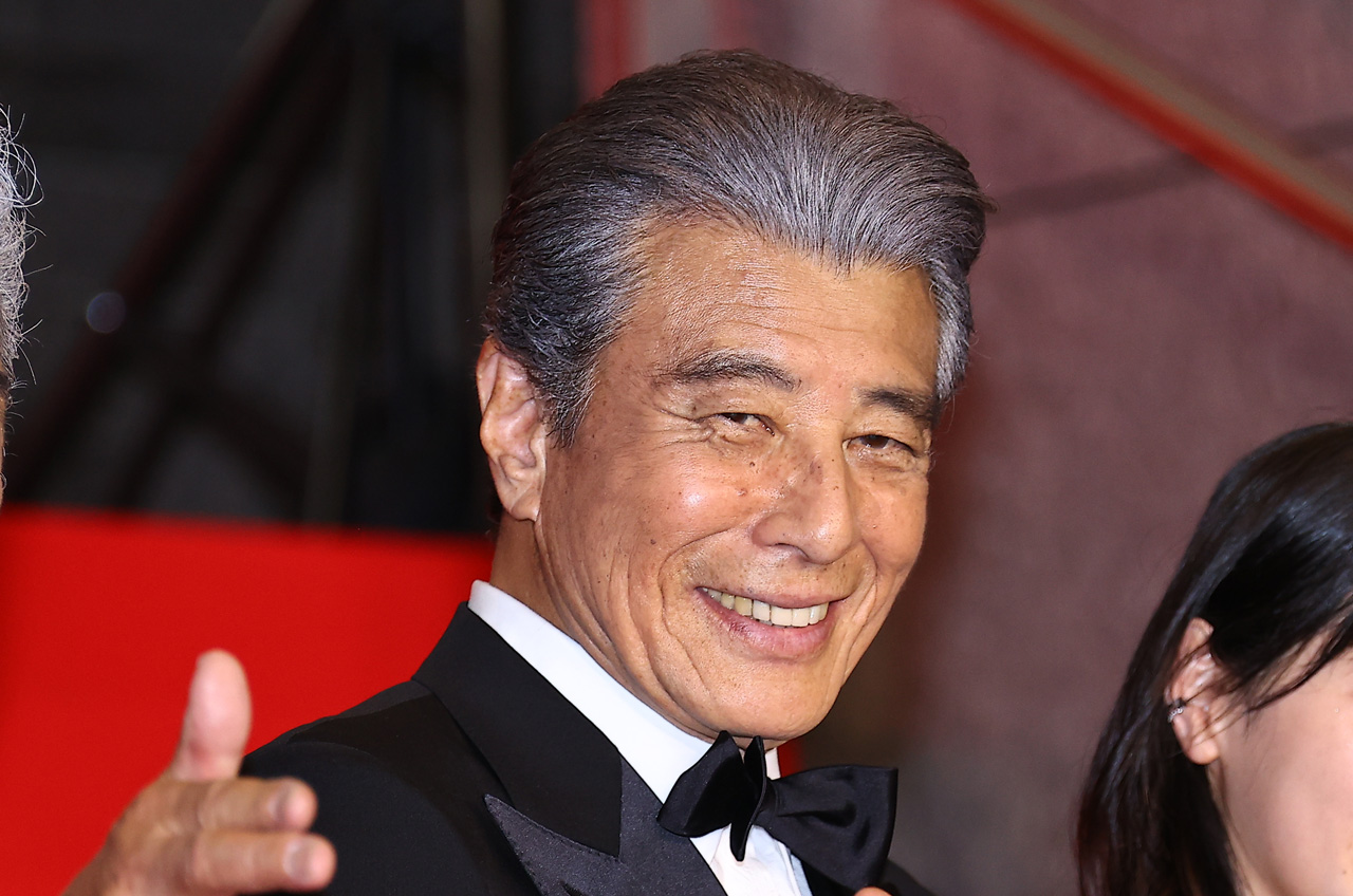 舘ひろし主演『免許返納!?』大階段レッドカーペット!西野七瀬、大地真央、真矢ミキら豪華勢揃い1